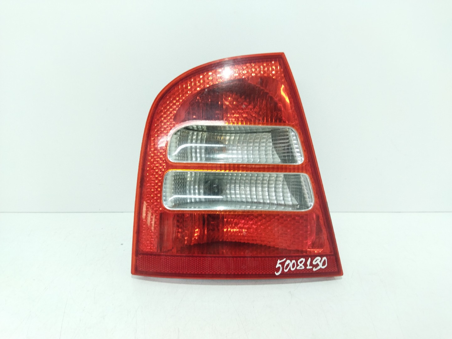 Left Tail light SKODA Octavia I Hatchback (1U2)