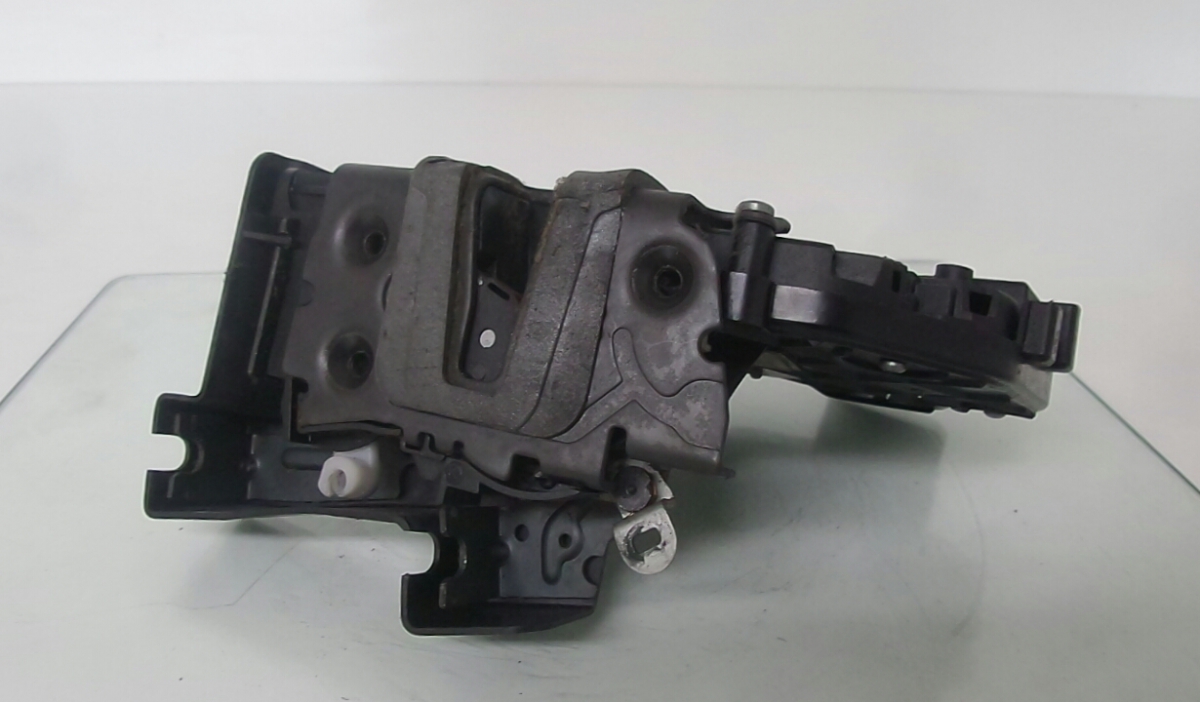 Fechadura / fecho porta frente esquerdo LAND ROVER Discovery III (L319)