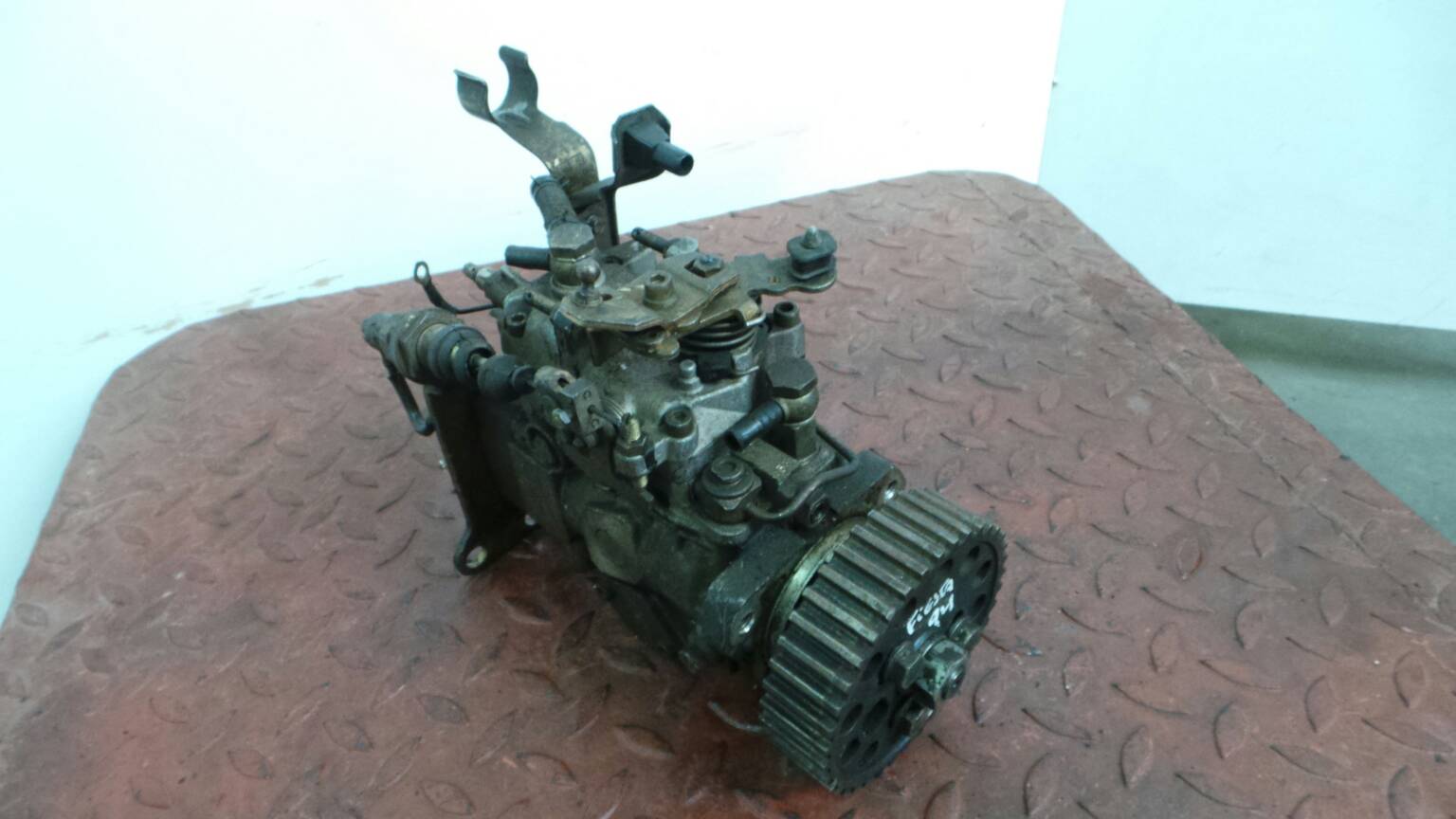 Injector pump FORD Fiesta III (GFJ)