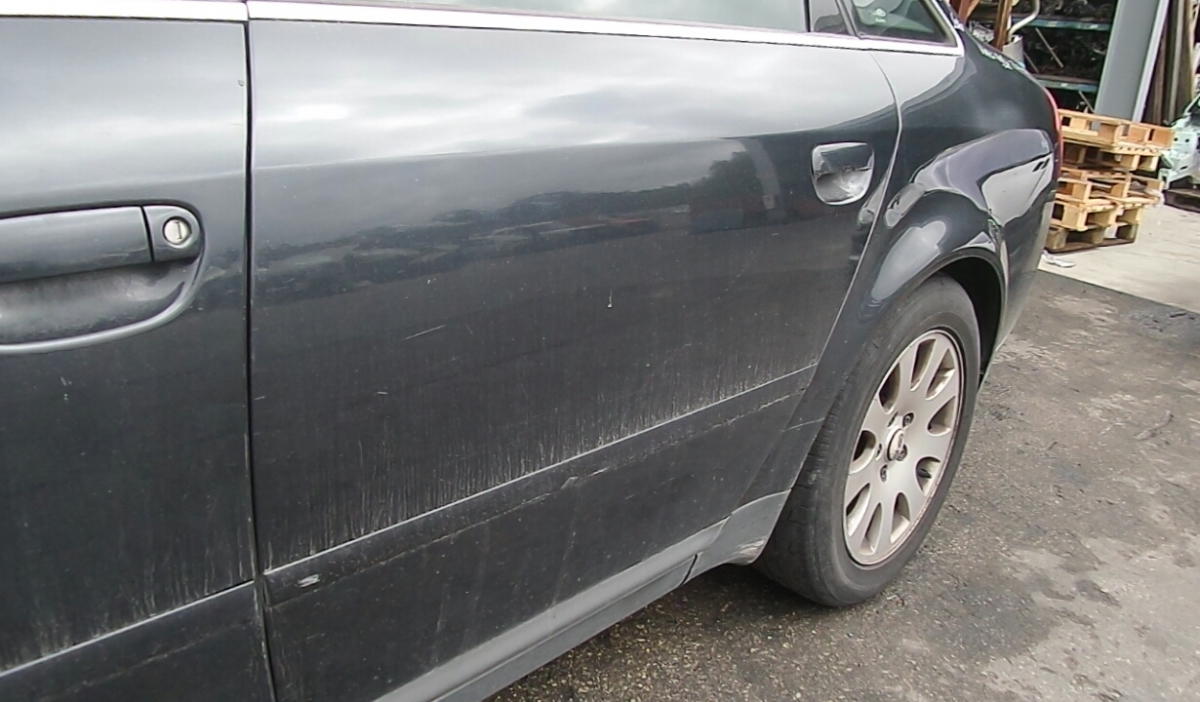 Porta trás esquerda AUDI A6 (4B2, C5) Imagem-2