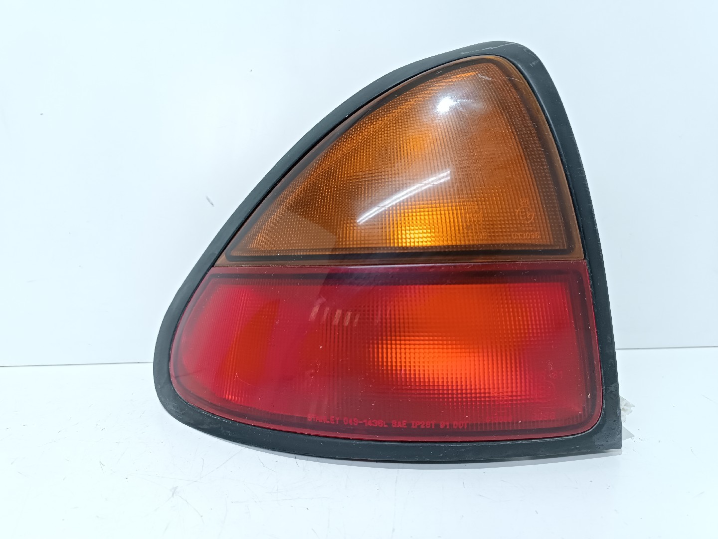Left Tail light MAZDA 323 C V (BA)
