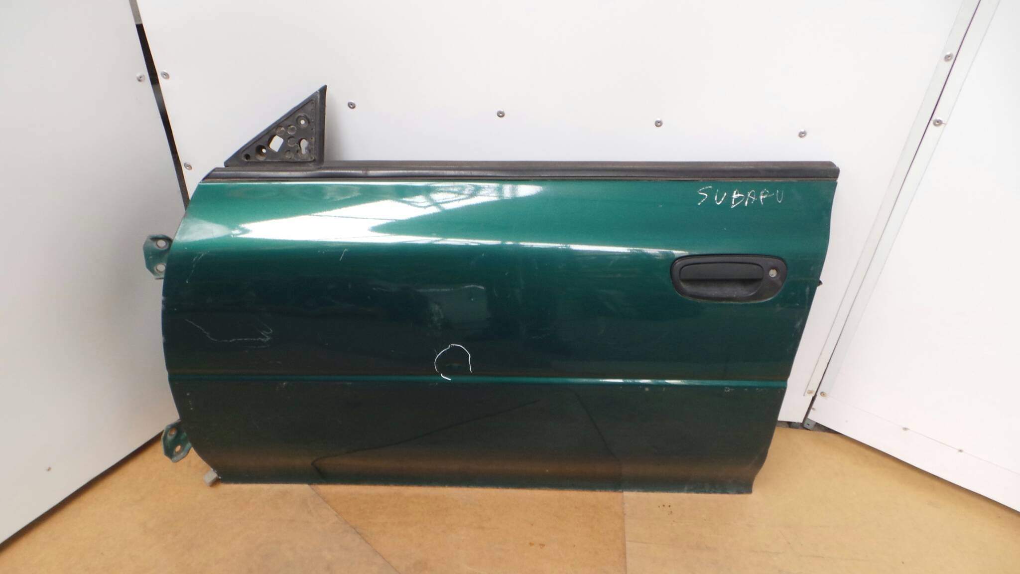 Porta frente esquerda SUBARU Impreza Sedan (GC)