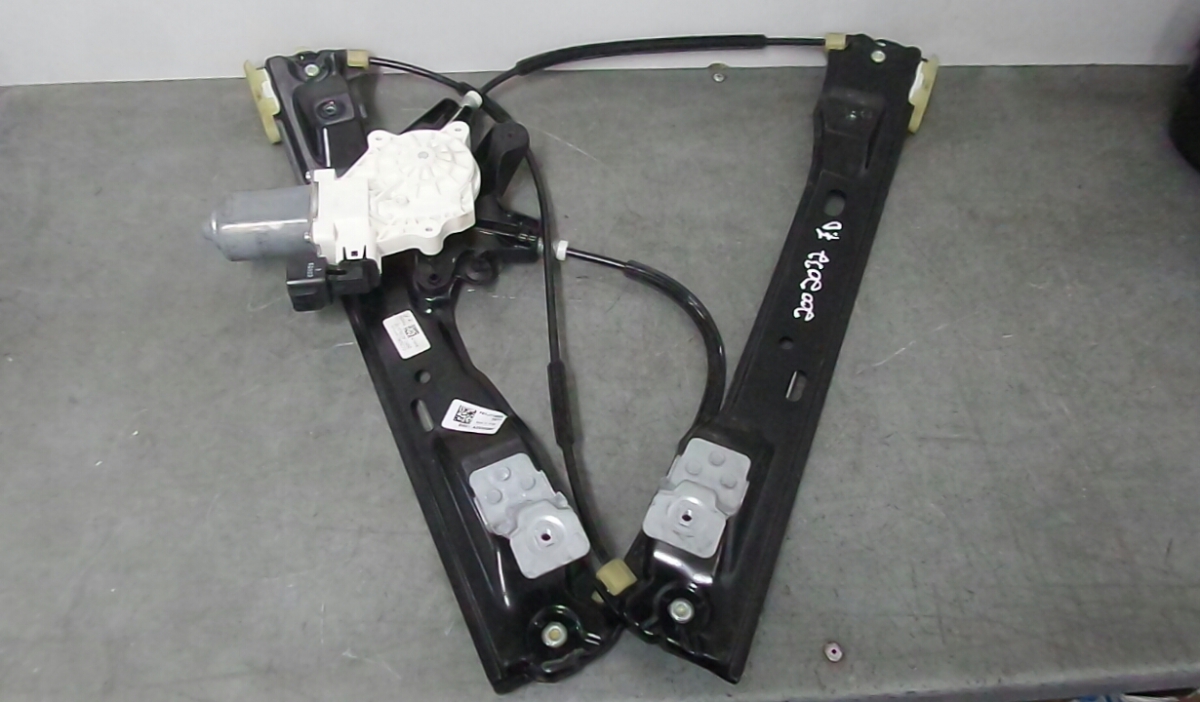 Right front window regulator FORD Focus III