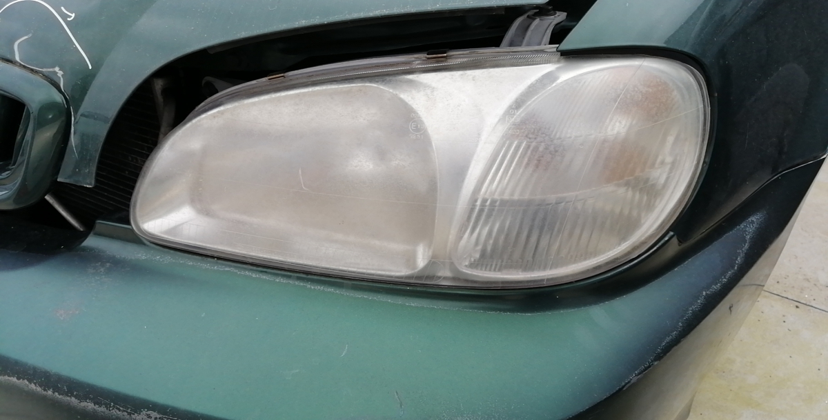 Left Headlight KIA Carnival I (UP)