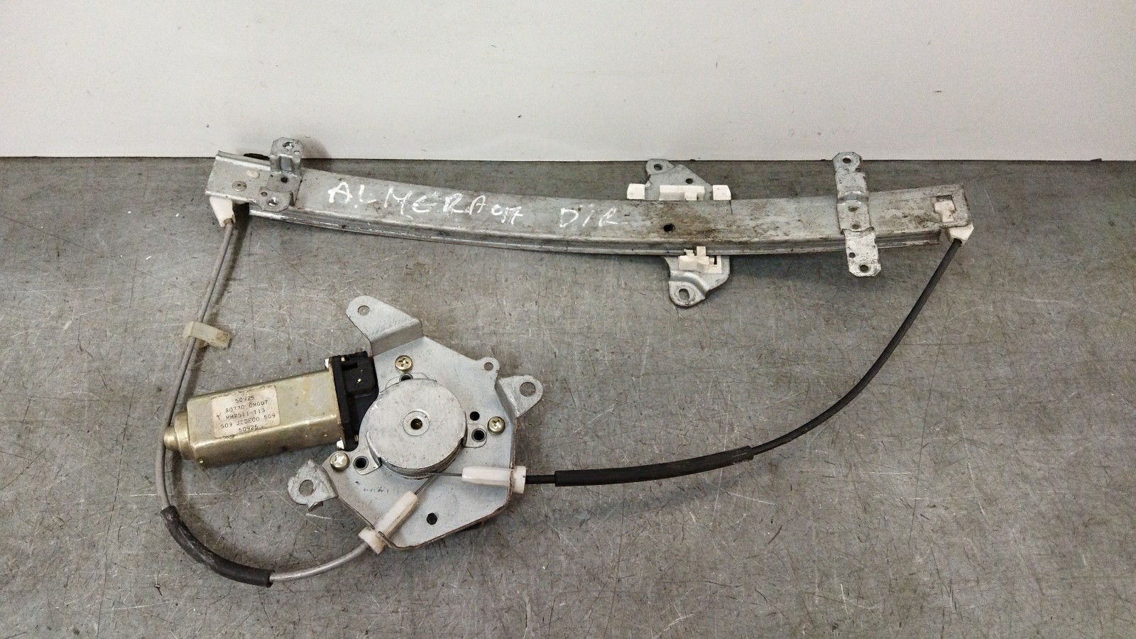 Right front window regulator NISSAN Almera I Sedan (N15)