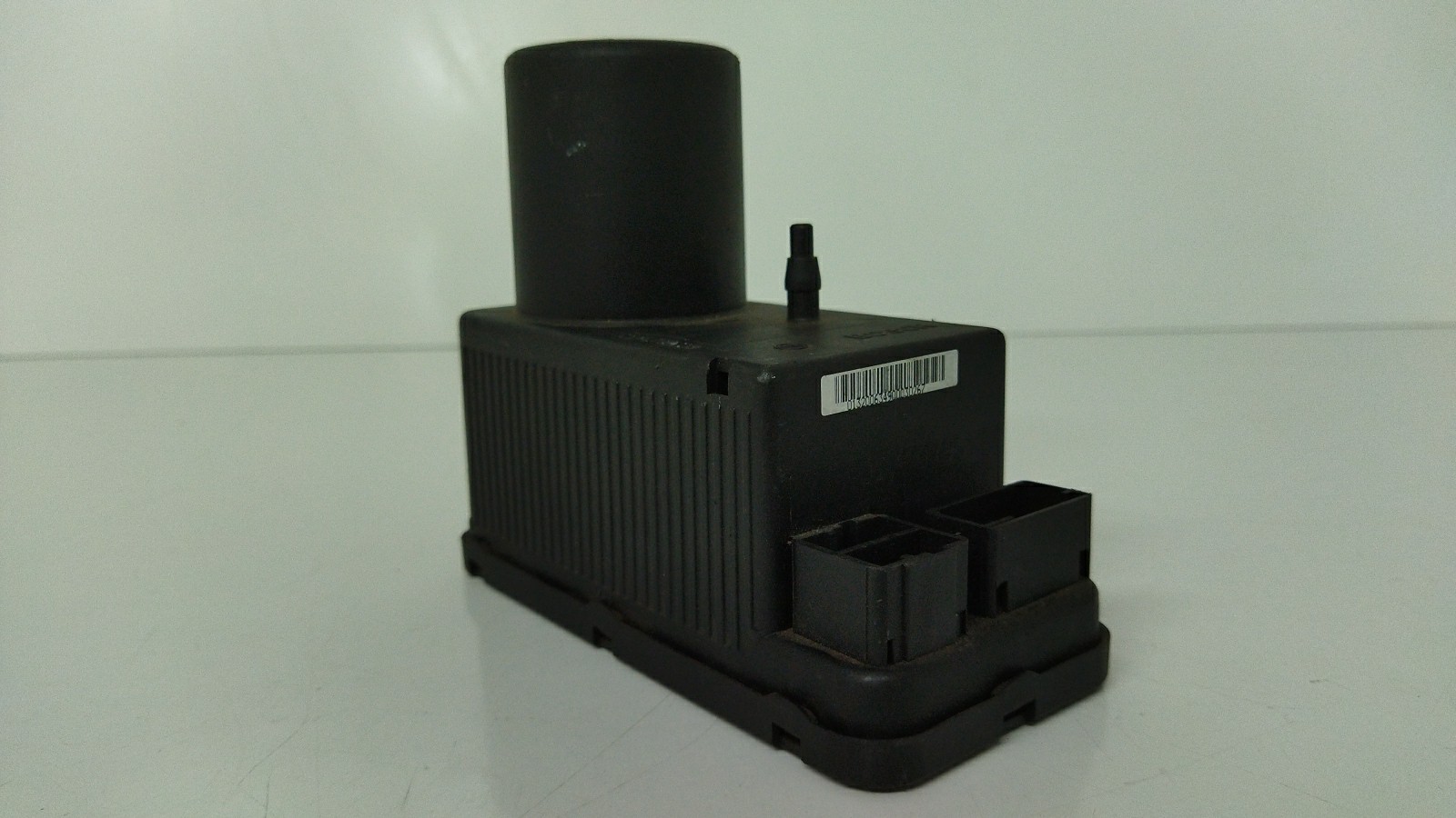 Compressor do fecho central MERCEDES-BENZ Classe C (W202) Imagem-1