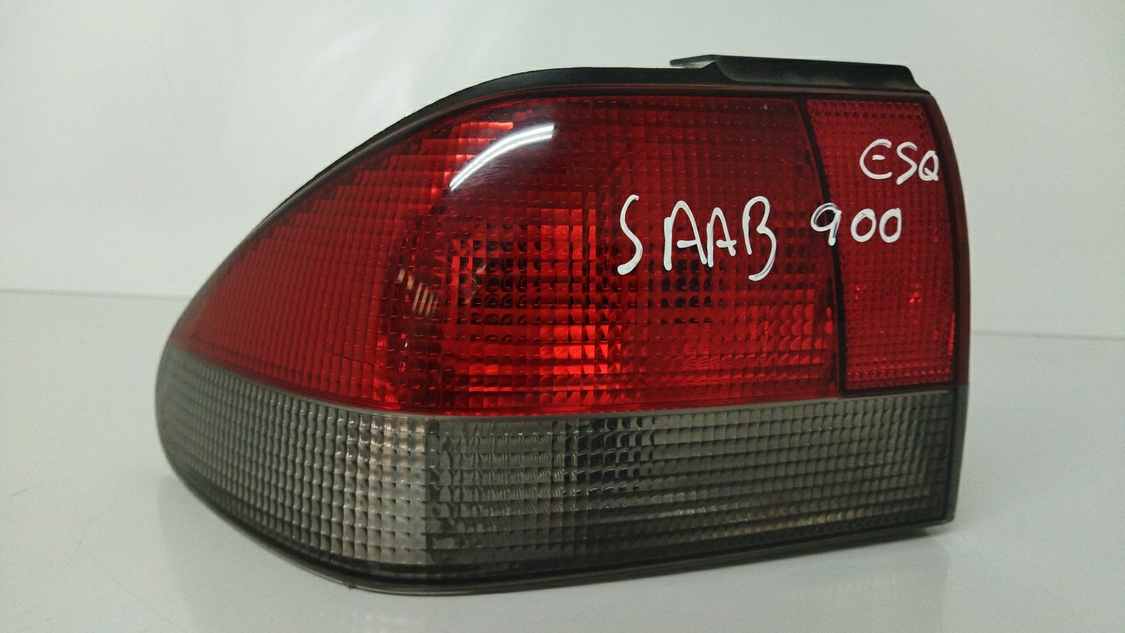 Left Tail light SAAB 900 II