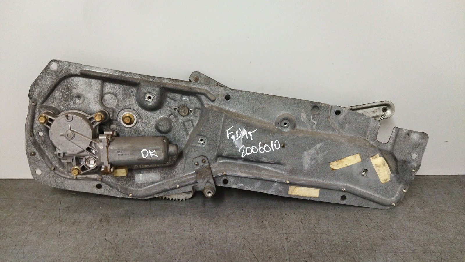 Elevador vidros frente direito VOLVO 850 (LS)