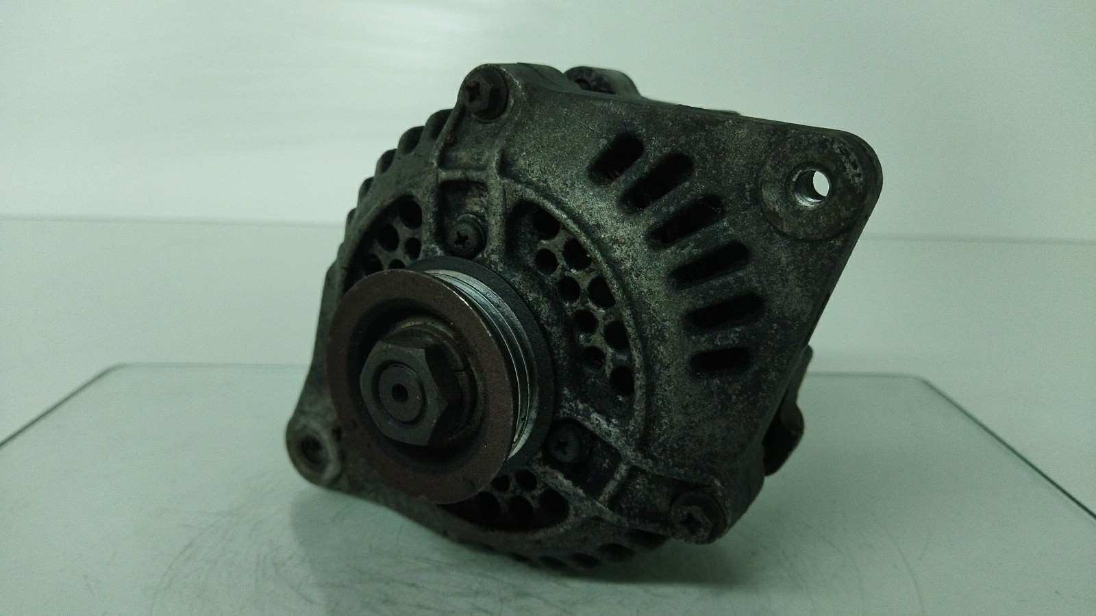 Alternator NISSAN Micra I (K10)