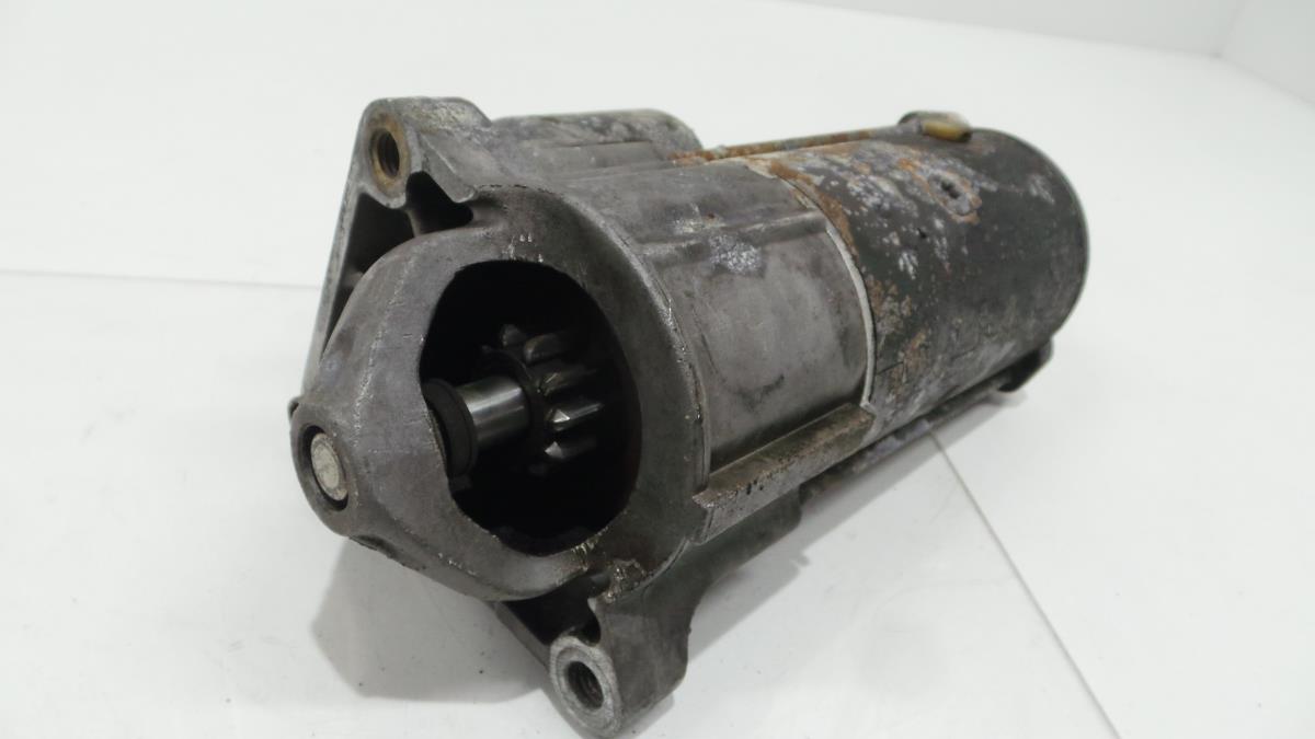 Starter Motor VOLVO V40 Combi (VW)