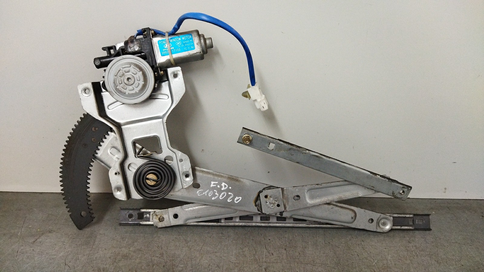 Right front window regulator HYUNDAI Matrix (FC)