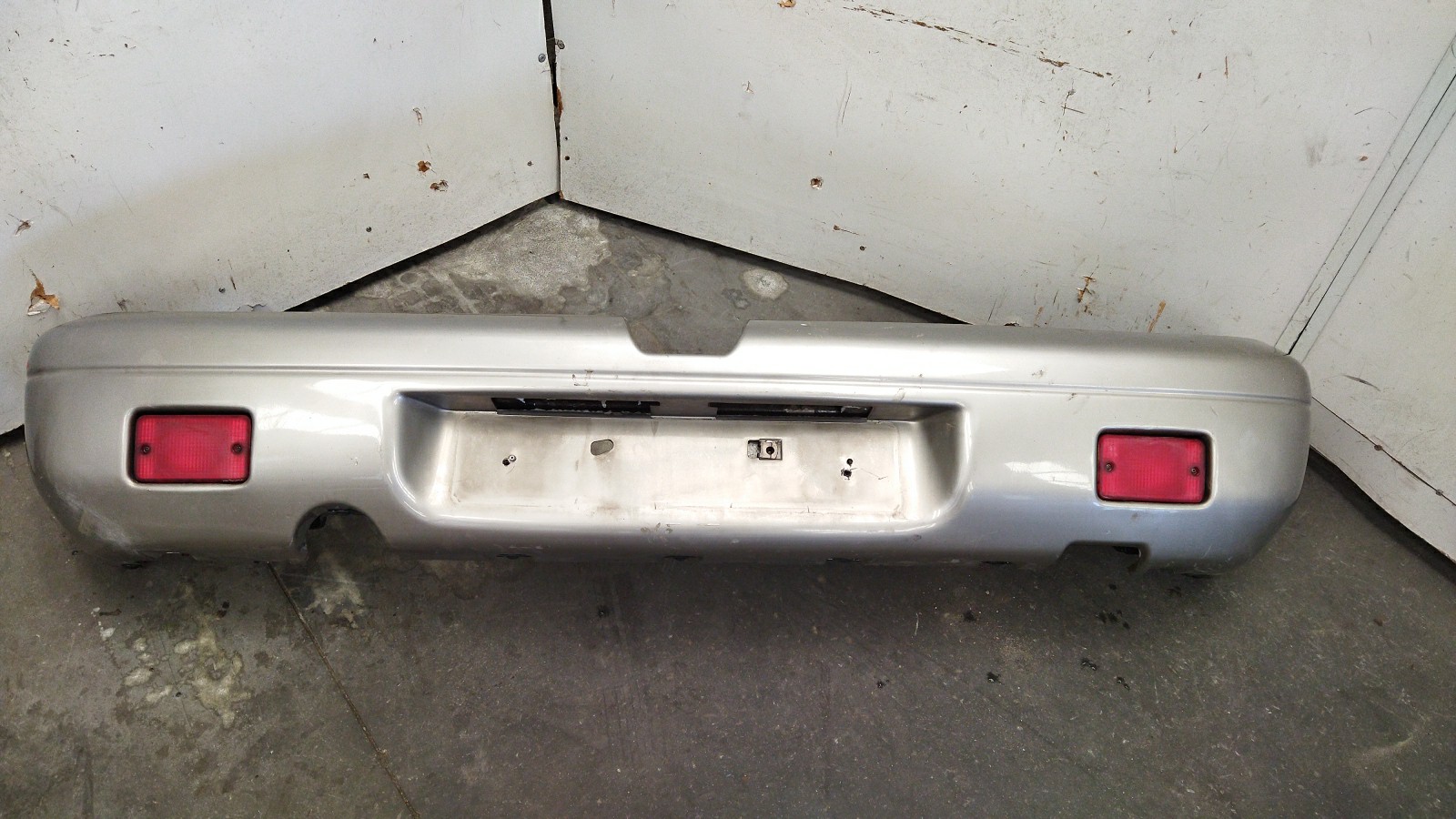 Pára-choques trás KIA Sportage I (K00)