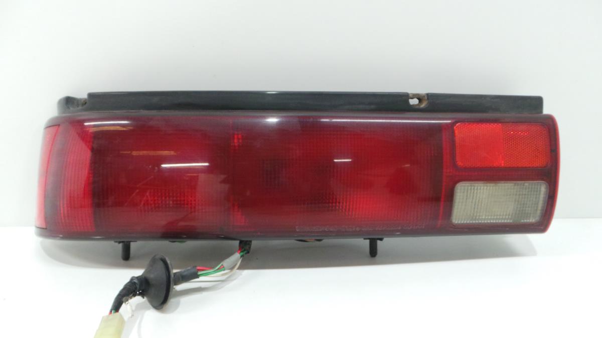 Farolim esquerdo GEO Metro