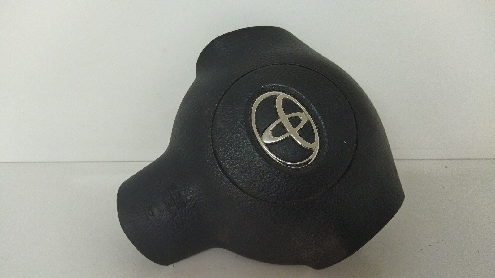 Steering Wheel Airbag TOYOTA Corolla Hatchback (_E12_)