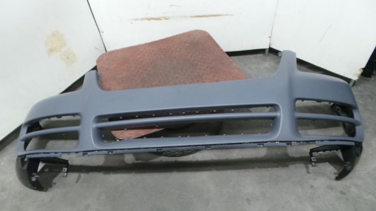 Pára-choques frente VOLKSWAGEN Touareg (7L)