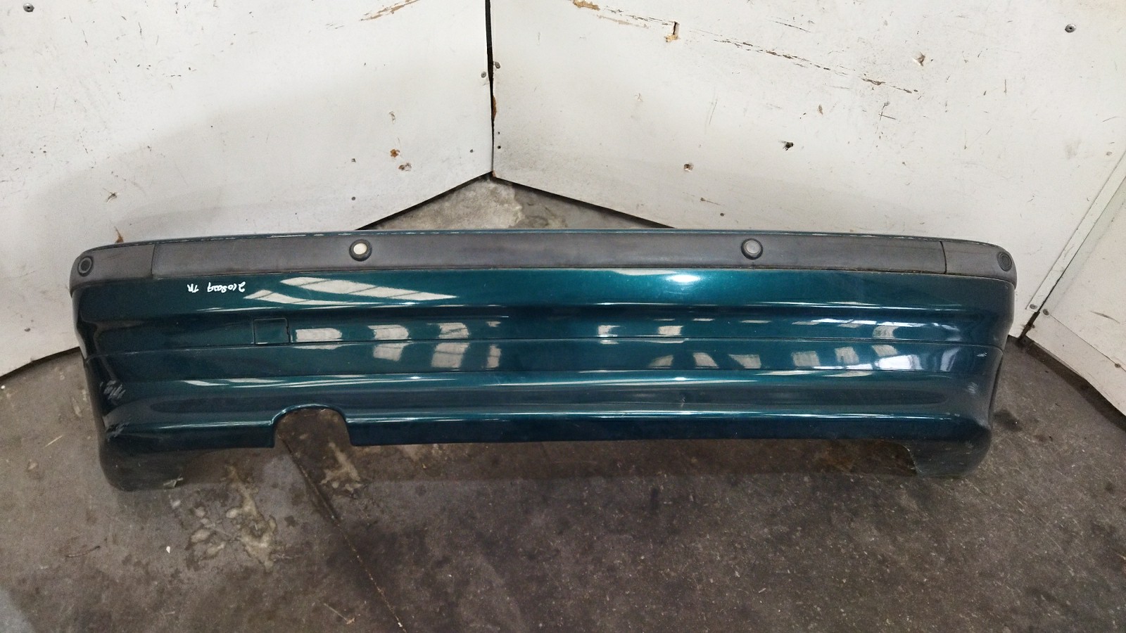 Pára-choques trás BMW 3 Compact (E36)