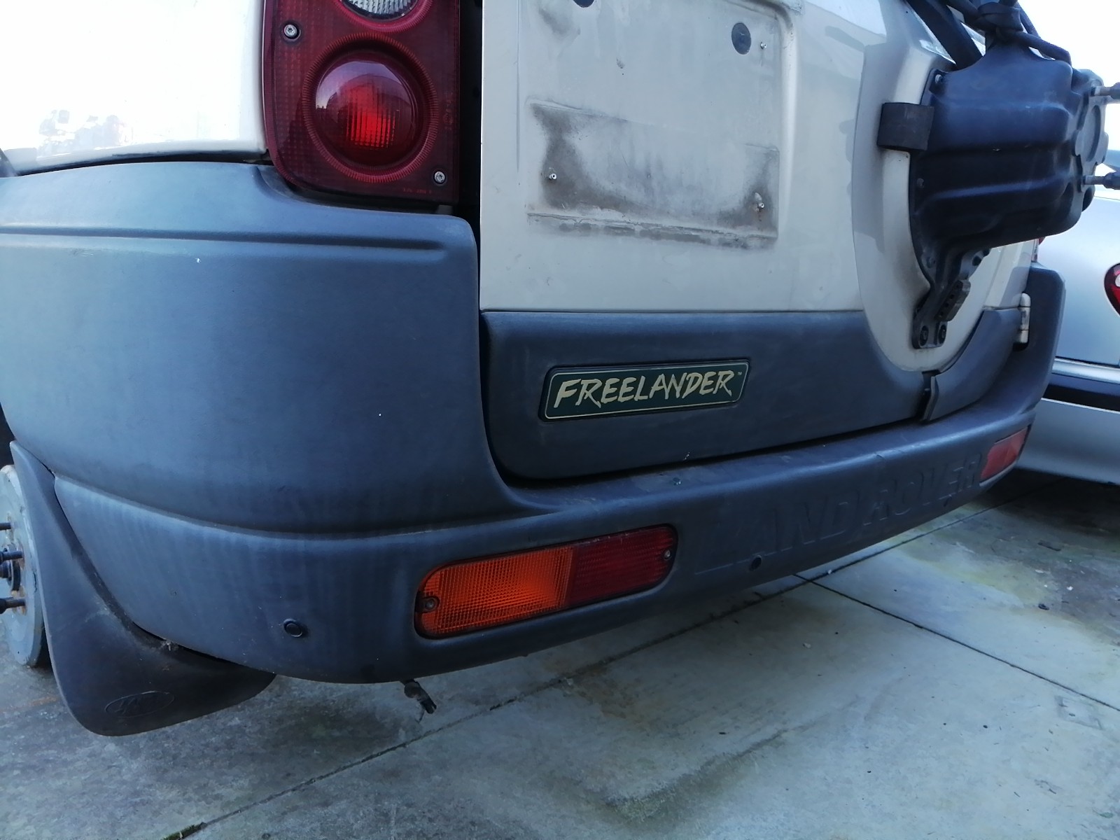 Pára-choques trás LAND ROVER Freelander (L314)