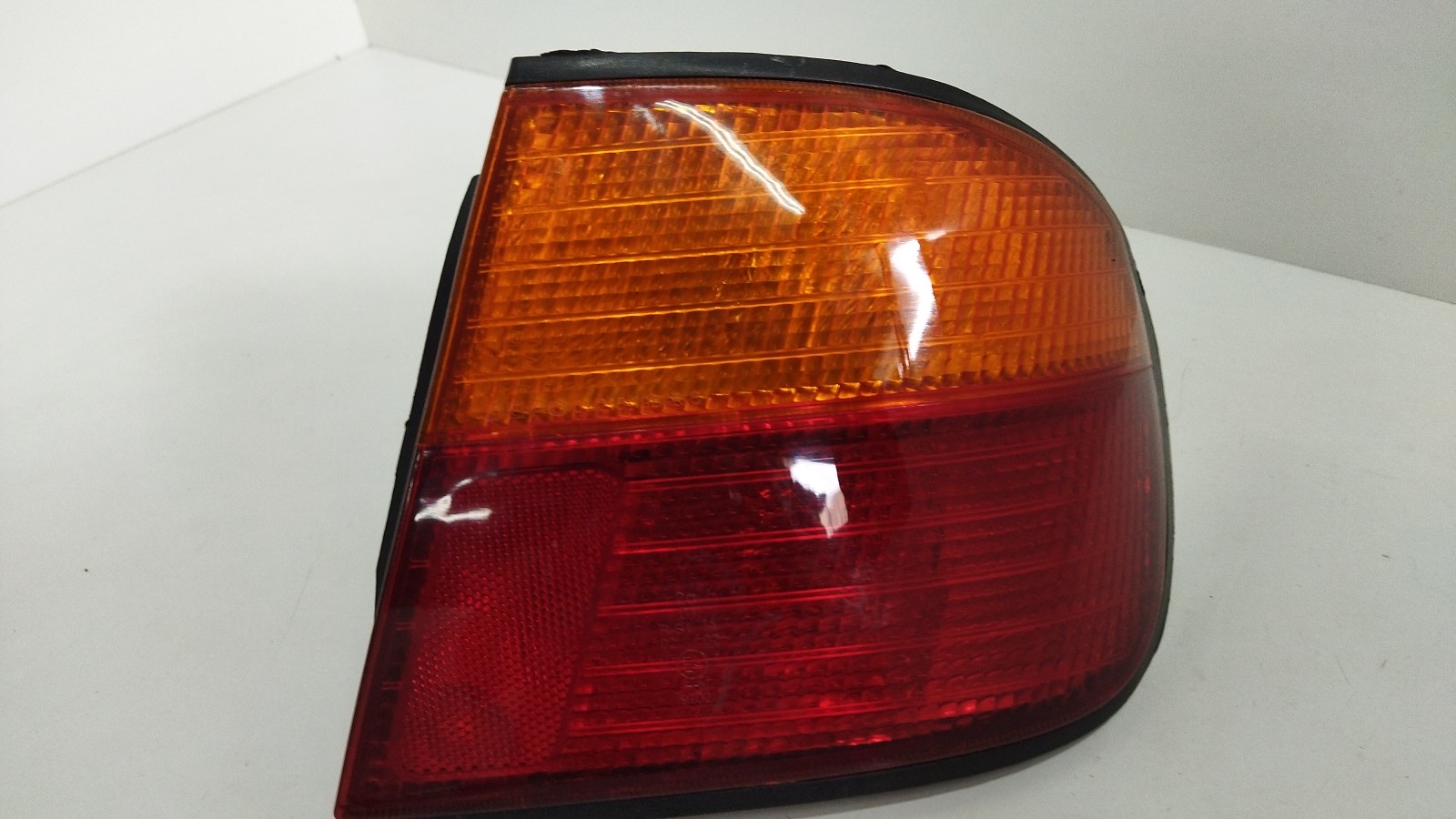 Right Tail light NISSAN Primera Sedan (P11)