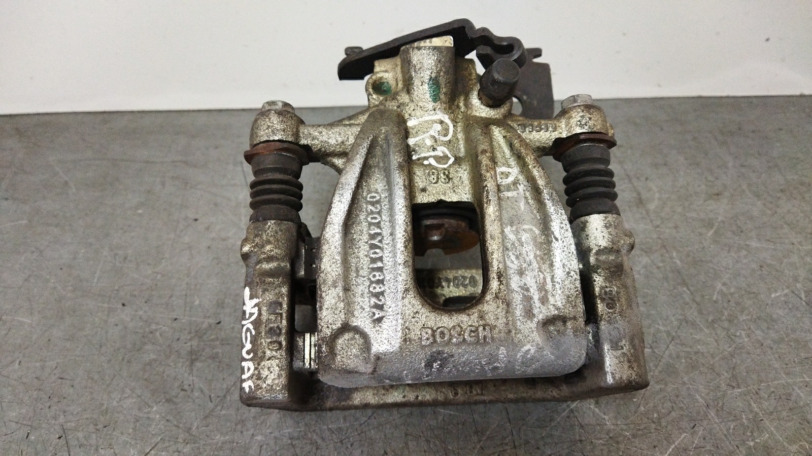 Bomba dos travões Trás Direita JAGUAR X-Type (X400)