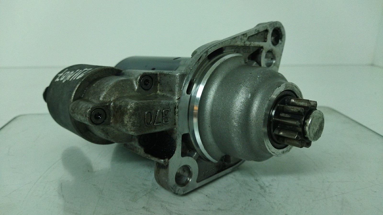 Starter Motor SKODA Yeti (5L) Imagem-1