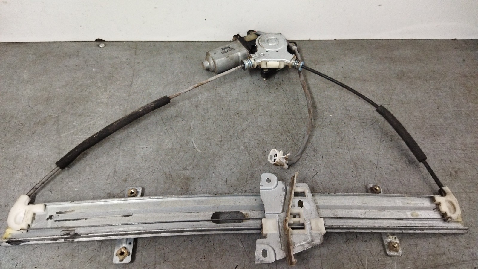 Right front window regulator SUZUKI Grand Vitara I (FT, HT)