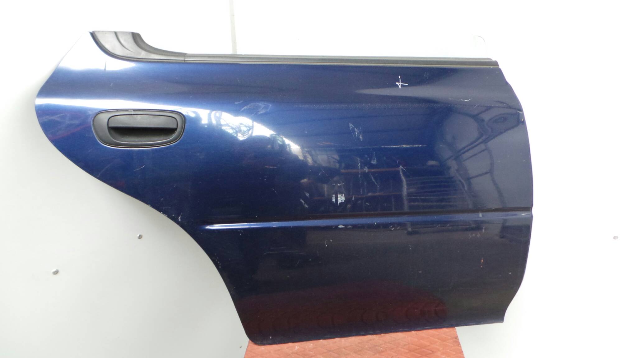 Porta trás direita SUBARU Impreza Wagon (GF)