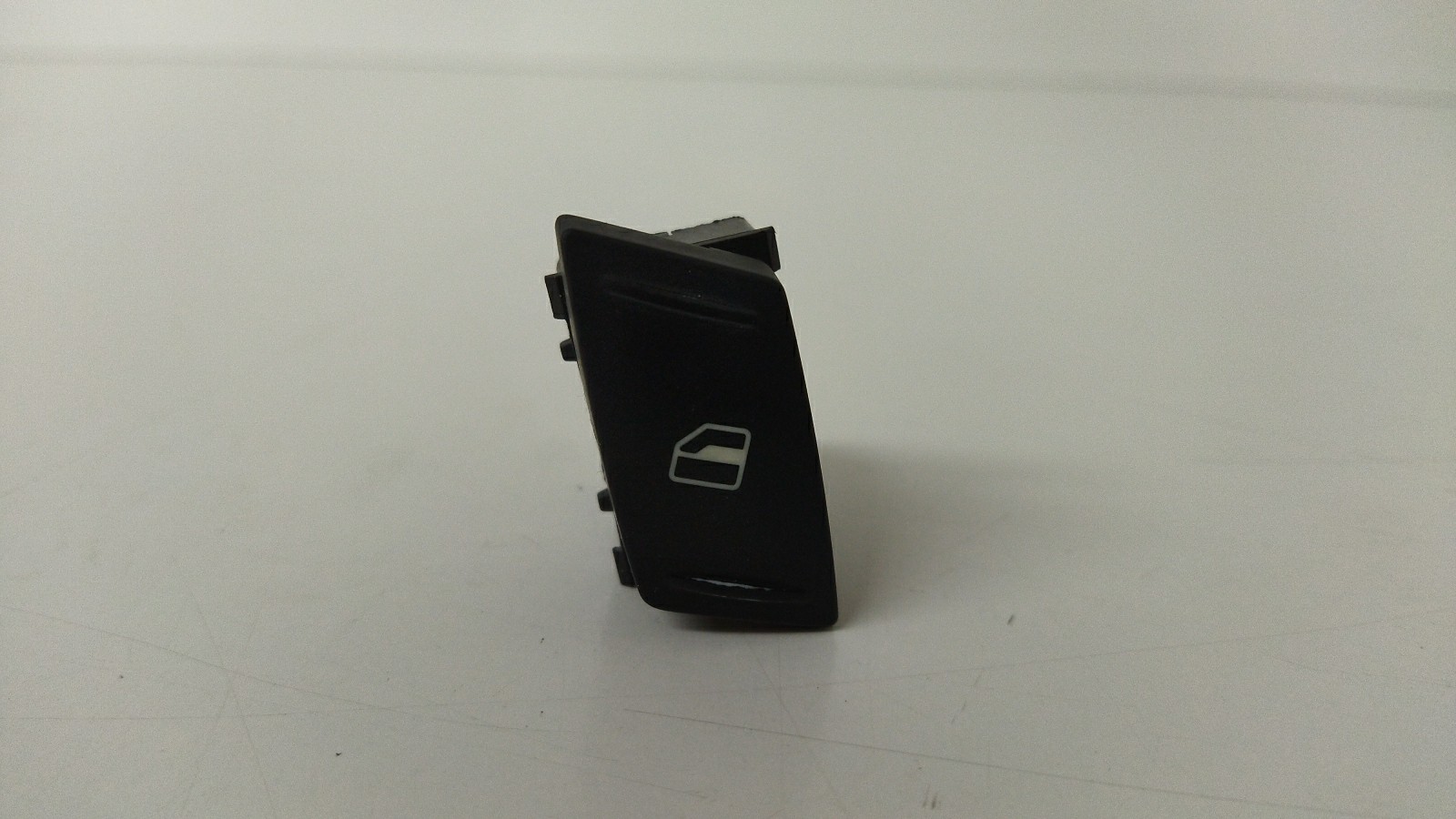 Comando / botão / interruptor vidros frente direito SKODA Yeti (5L)