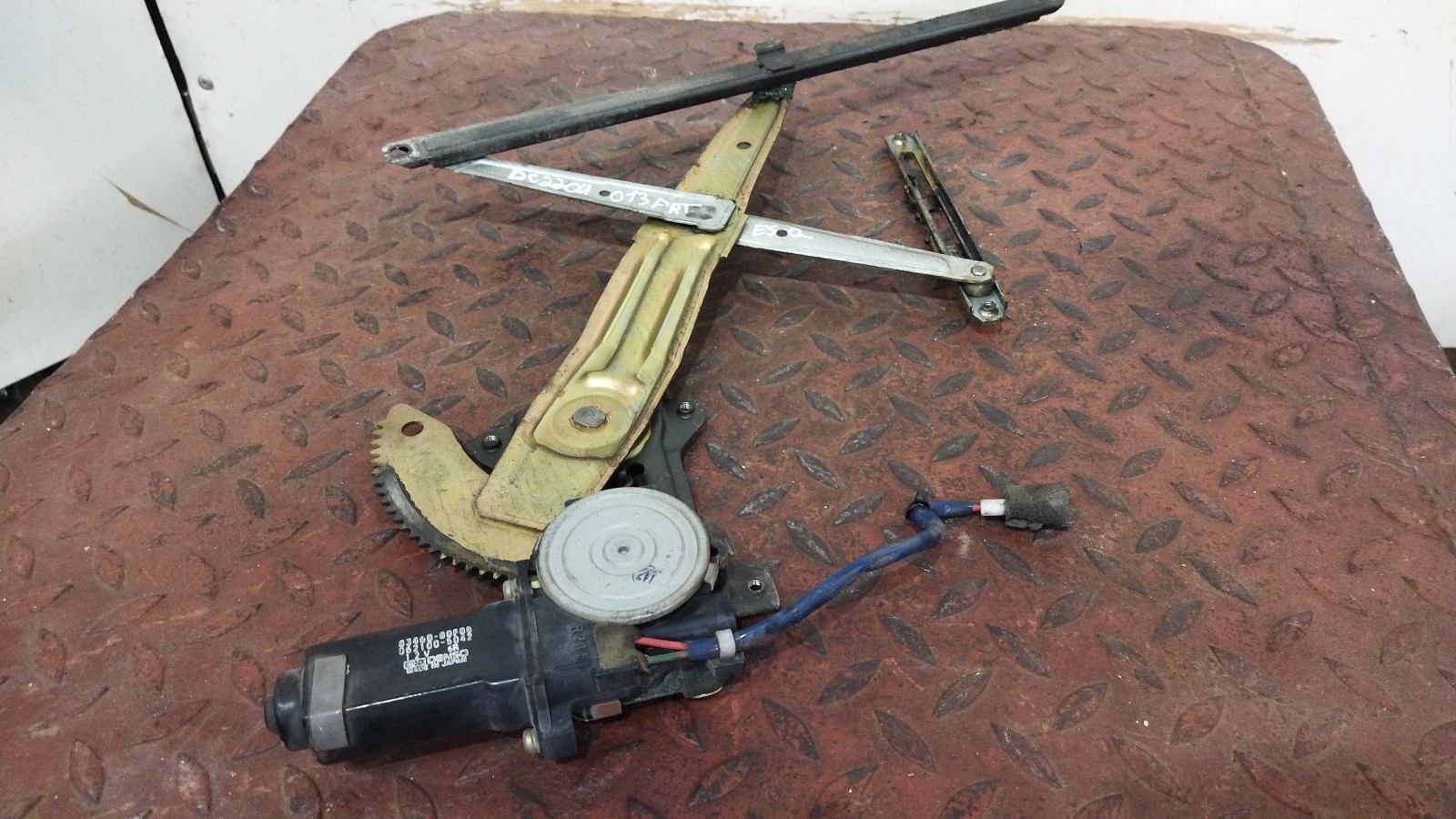 Left front window regulator SUZUKI Baleno (EG)