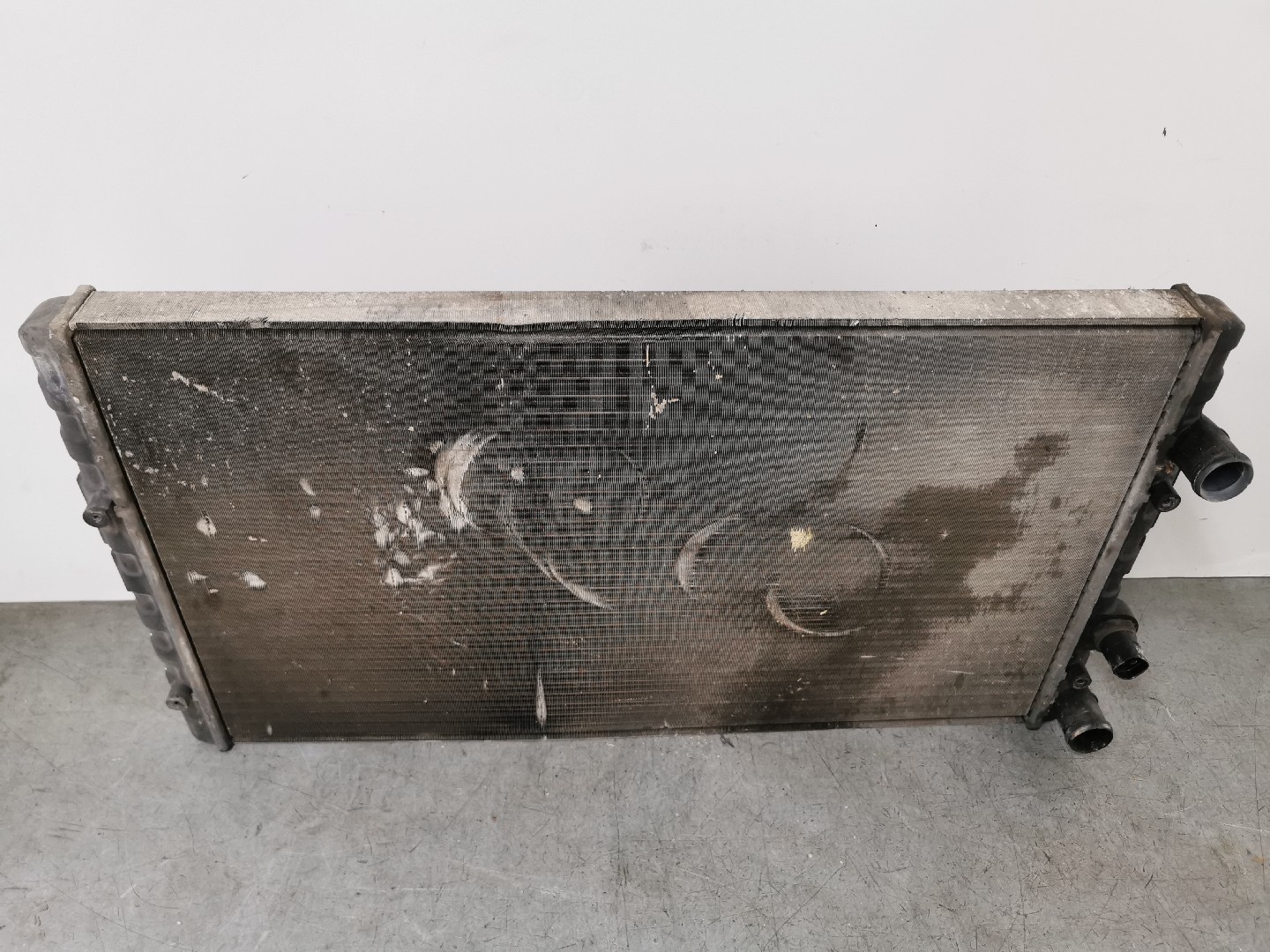 Water radiator VOLKSWAGEN Polo (6N)