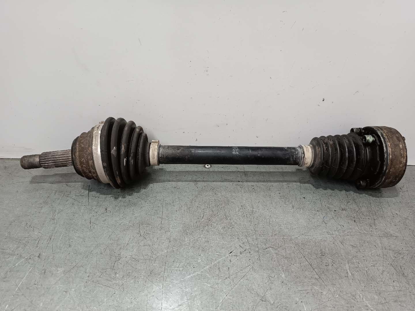 Left front driveshaft VOLKSWAGEN Polo (6N)