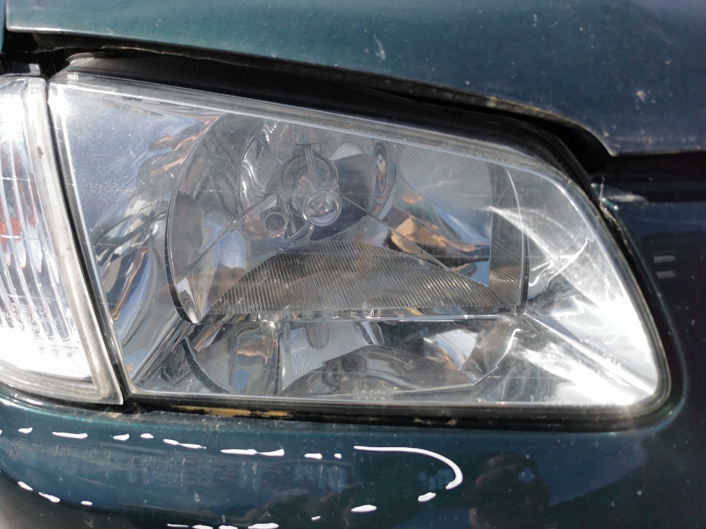 Right Headlight MAZDA 323 S VI (BJ)
