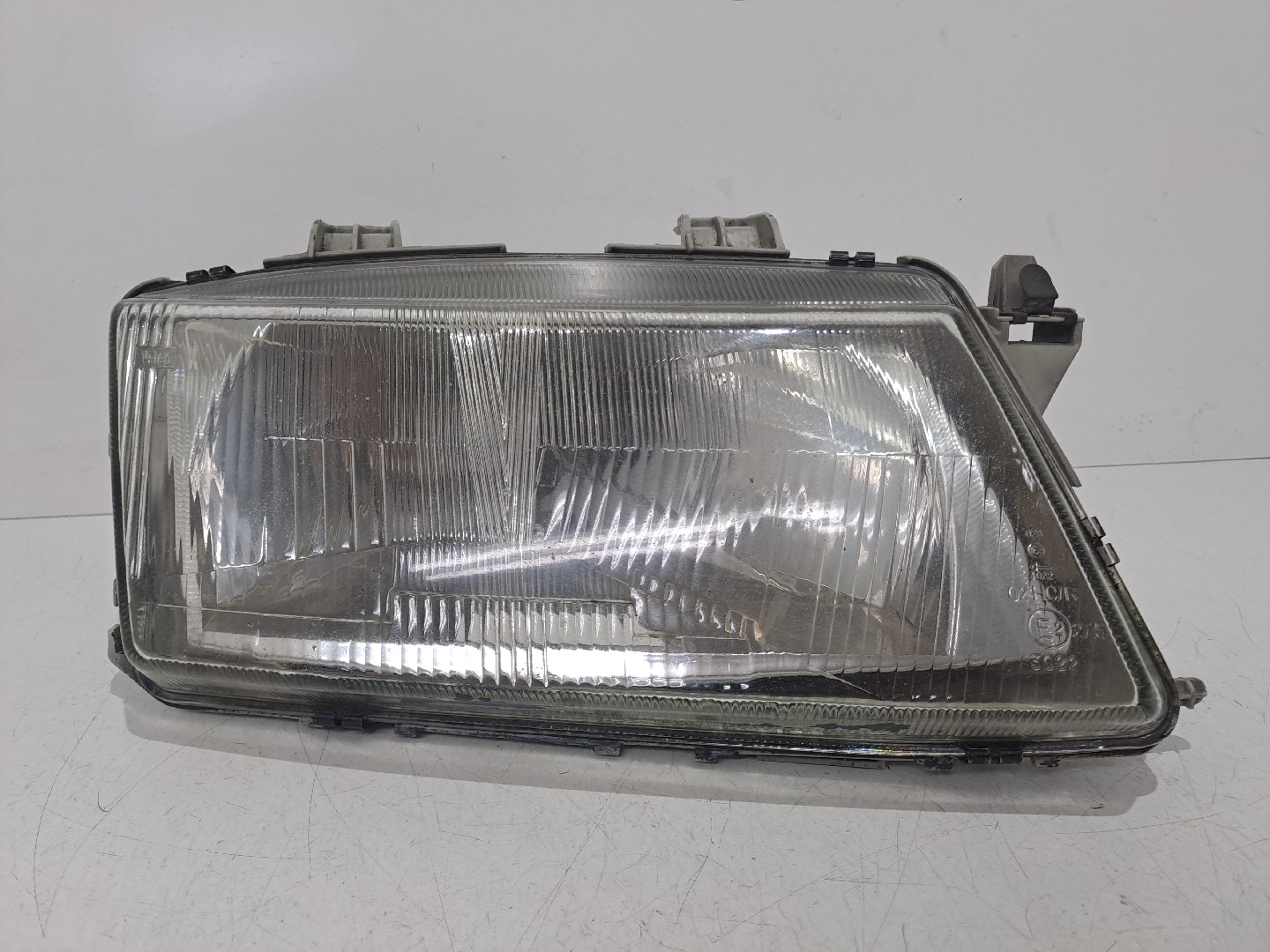 Right Headlight SAAB 9-3 Hatch (YS3D)