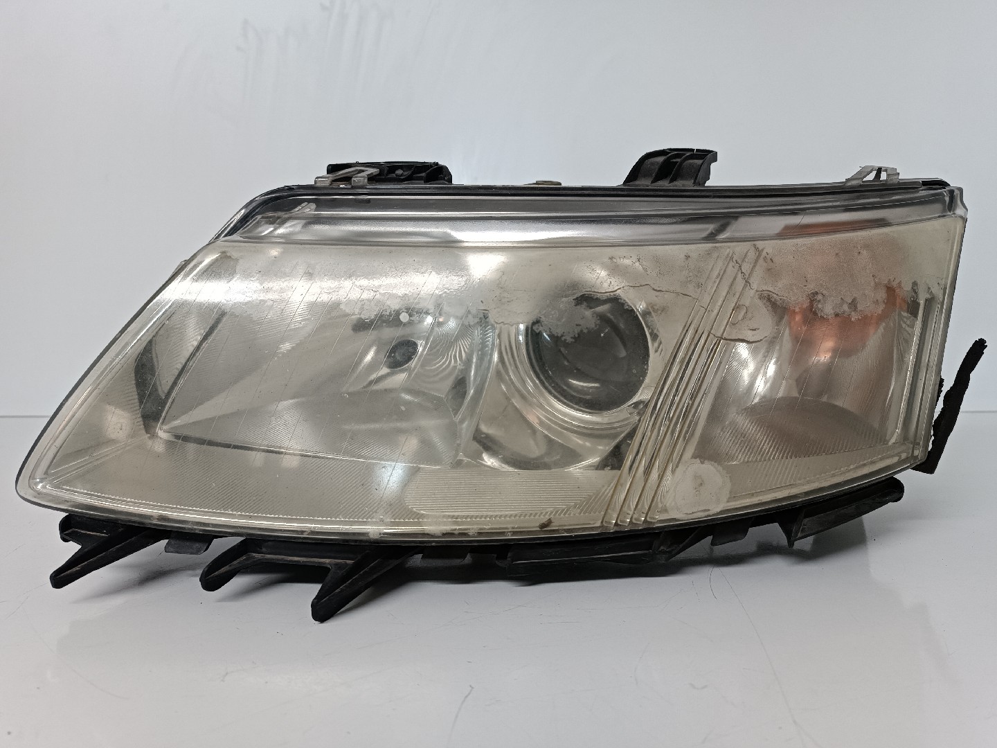 Left Headlight SAAB 9-3 Sedan (YS3F)