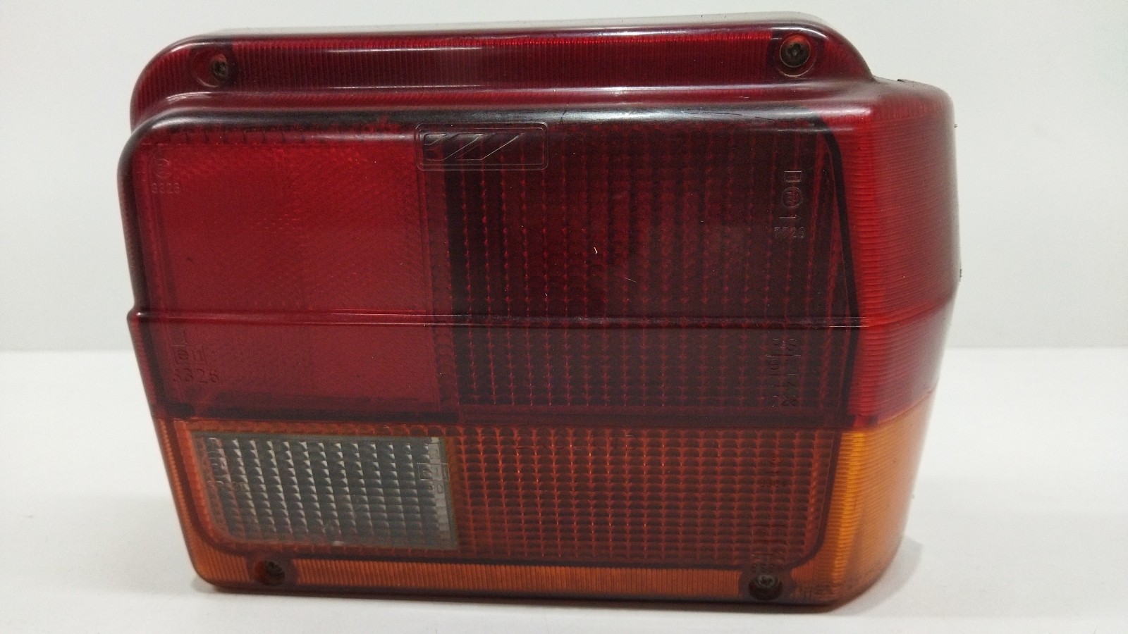 Right Tail light AUSTIN Metro
