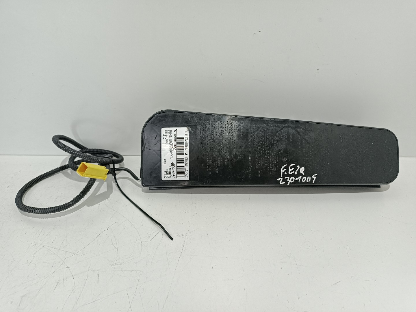 Airbag banco esquerdo FORD Fiesta VI (CB1, CCN)