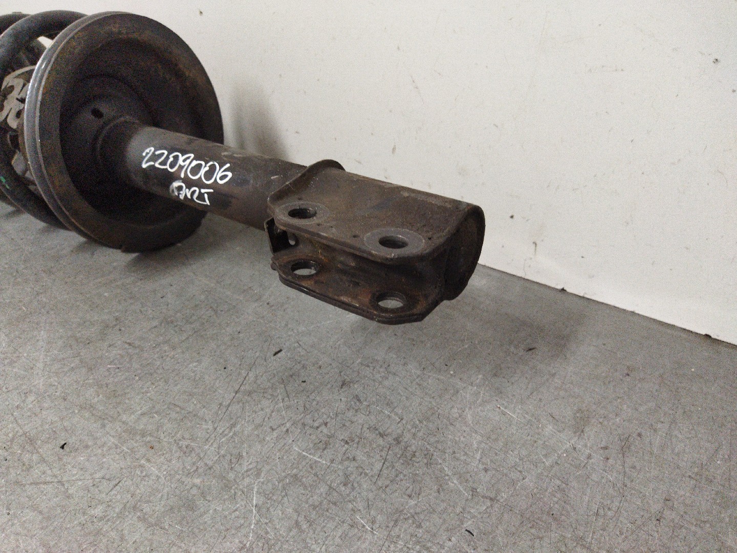 Right Front Shock Absorber RENAULT Megane Scénic (JA0/1_) Imagem-1