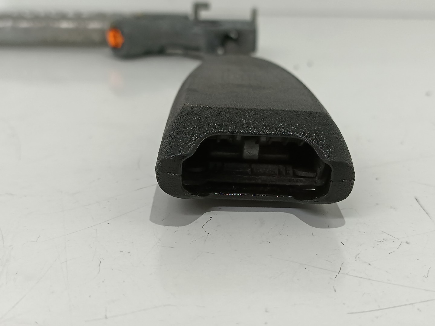 Pré-tensor cinto frente direito RENAULT Megane III (BZ0_) Imagem-2