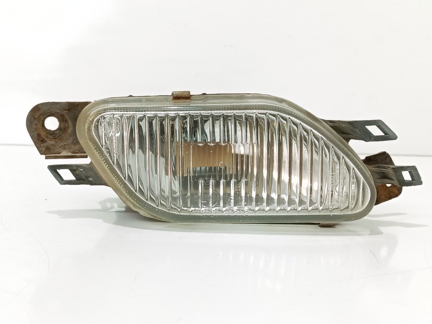 Farol nevoeiro frente direito DAEWOO Nexia Hatchback