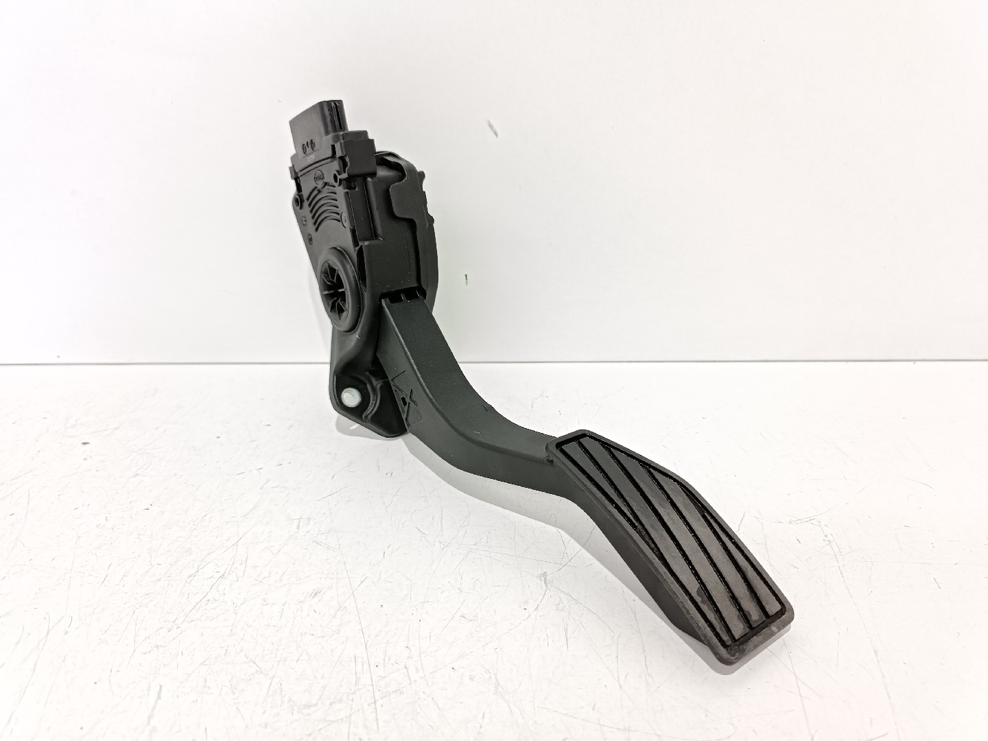Accelerator Pedal NISSAN Pixo (UA0)