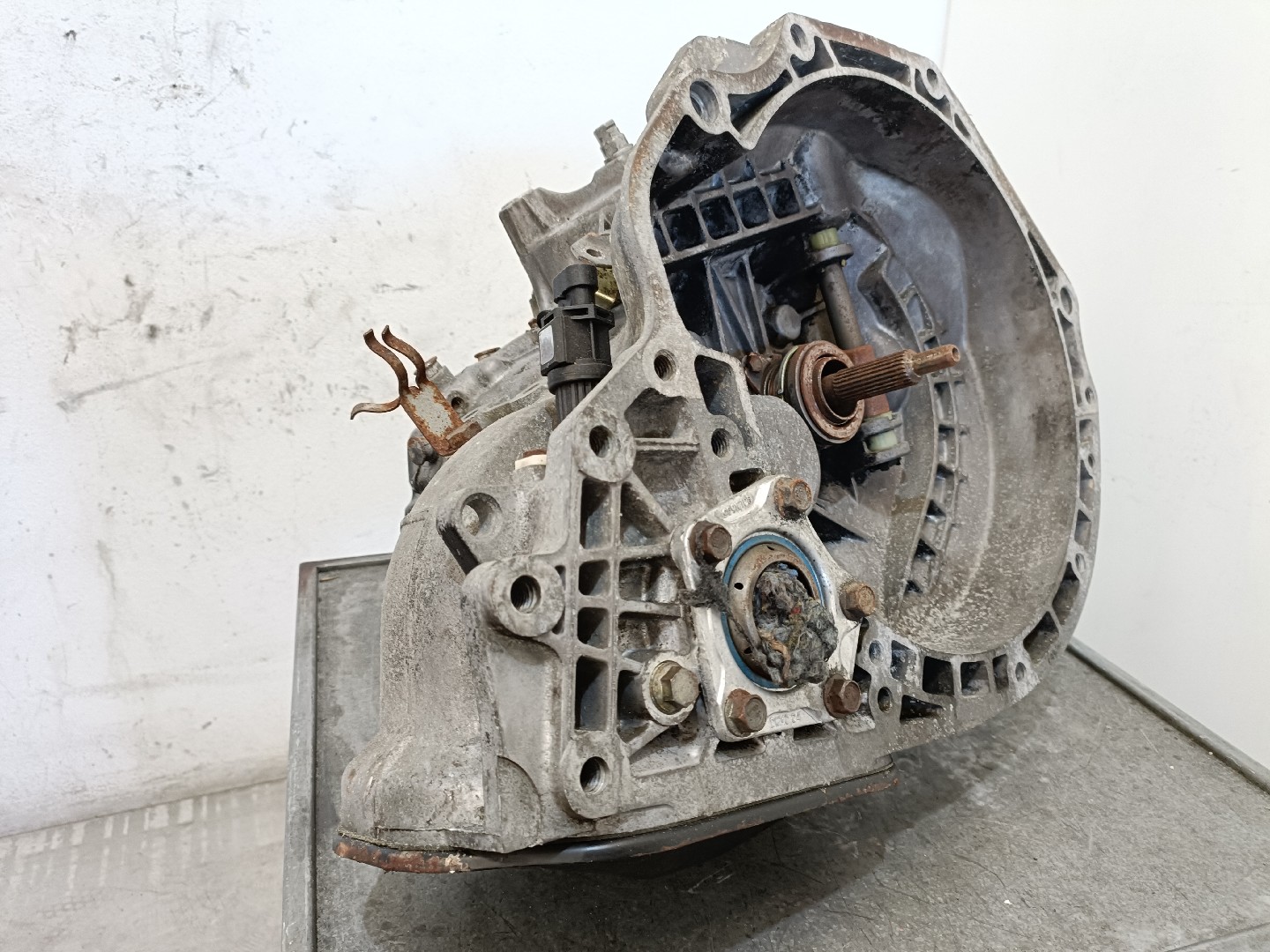 Manual gearbox DAEWOO Lanos (KLAT)
