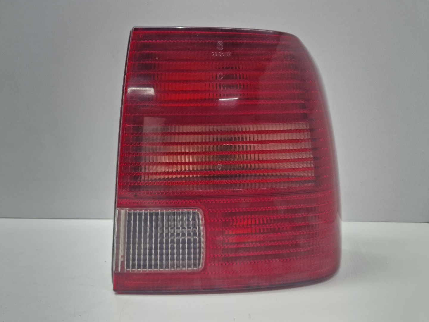 Farolim direito VOLKSWAGEN Passat (3B2) (1996- 2001) com Garantia ...