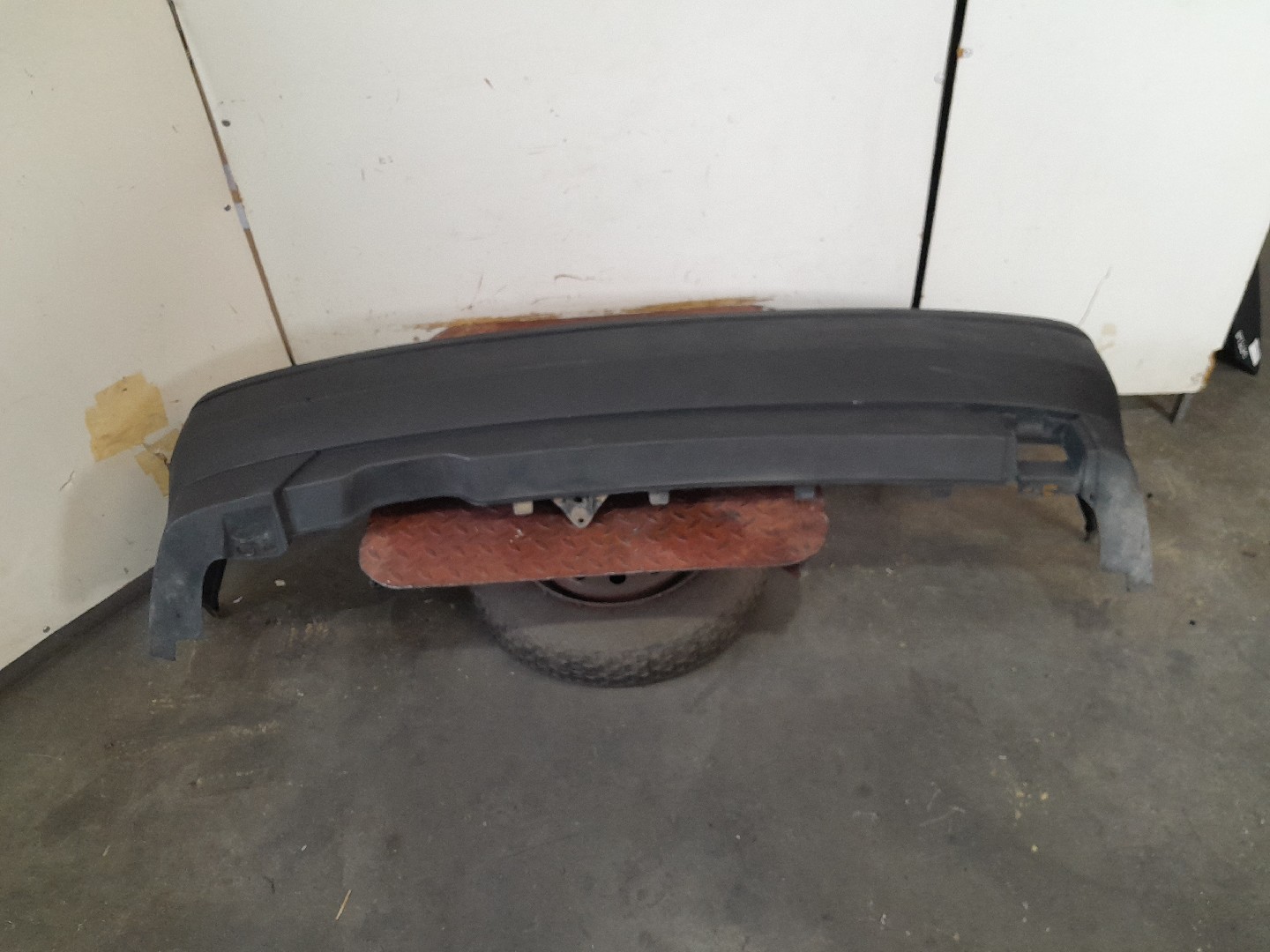 Pára-choques trás VOLKSWAGEN Golf III Van (1H1)