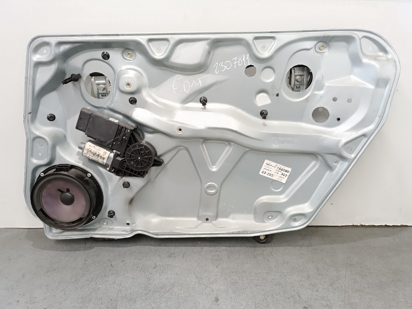 Elevador vidros frente direito VOLKSWAGEN Passat (3B3)