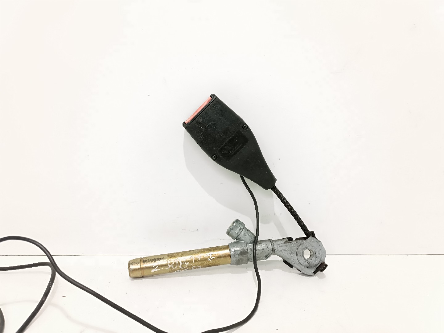 Pré-tensor cinto frente esquerdo RENAULT Clio II (BB0/1/2_, CB0/1/2_)