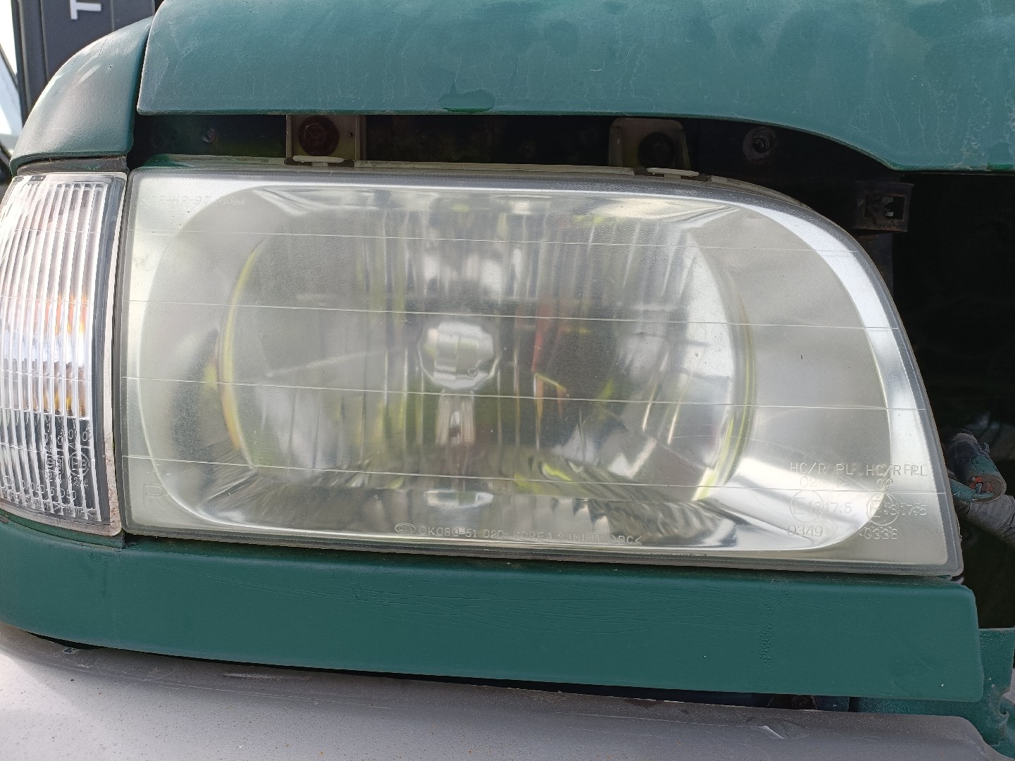 Right Headlight KIA Sportage I (K00)
