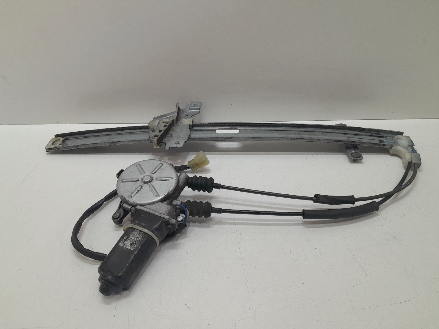 Right front window regulator KIA Sportage I (K00) Imagem-1