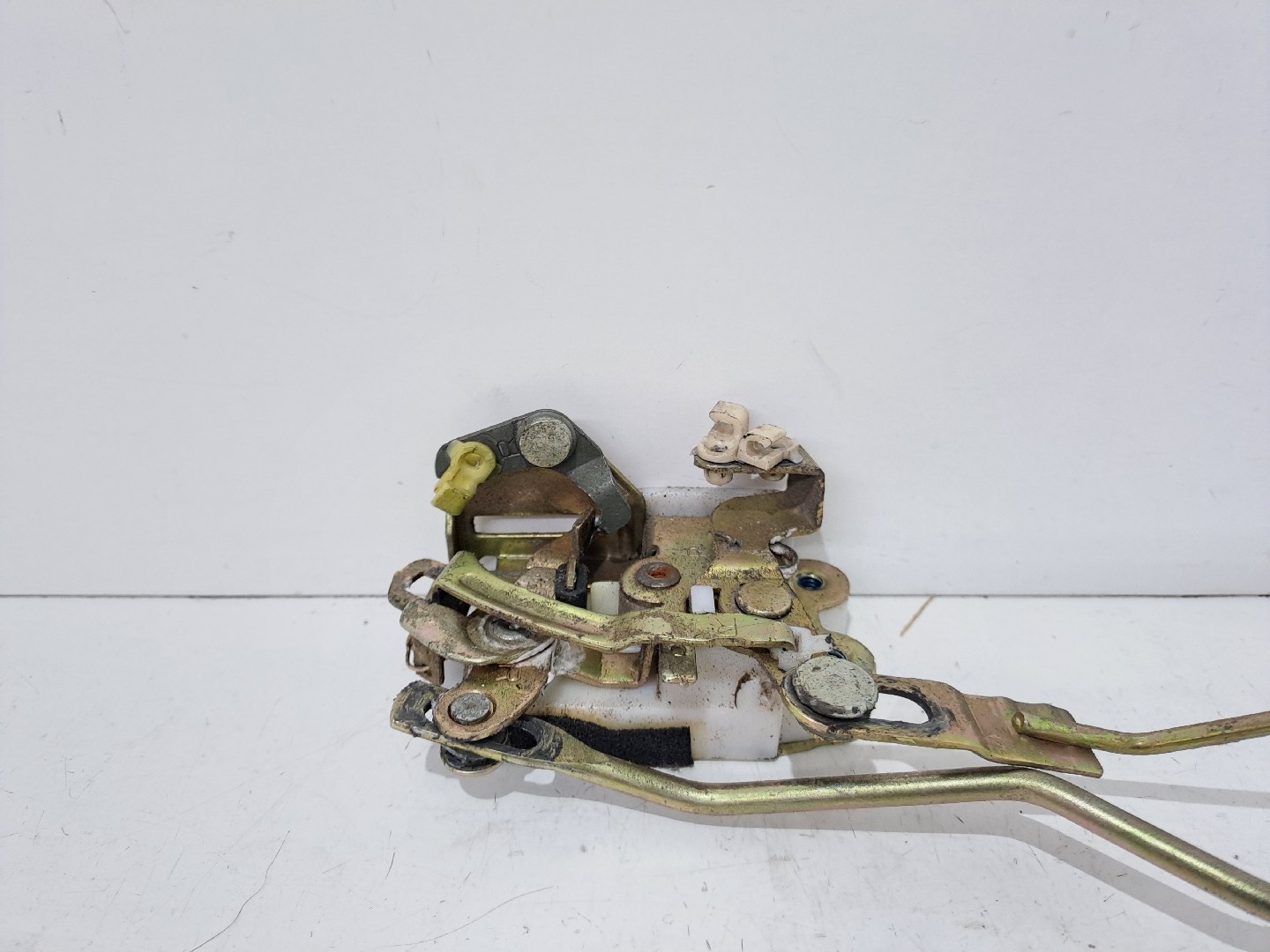 Front Right Door Lock SSANGYONG Korando (KJ)