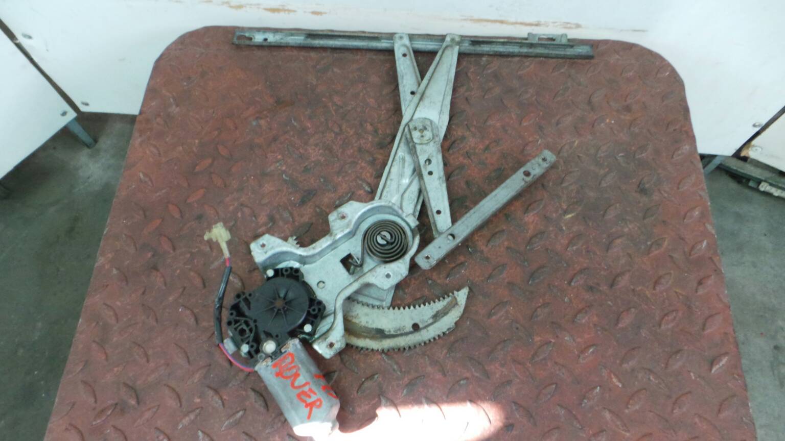 Right front window regulator ROVER 200 Hatch (XW)