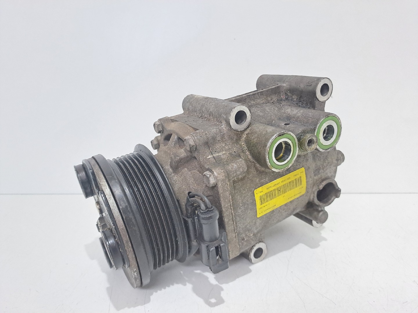 AC compressor FORD Fiesta V (JH_, JD_)