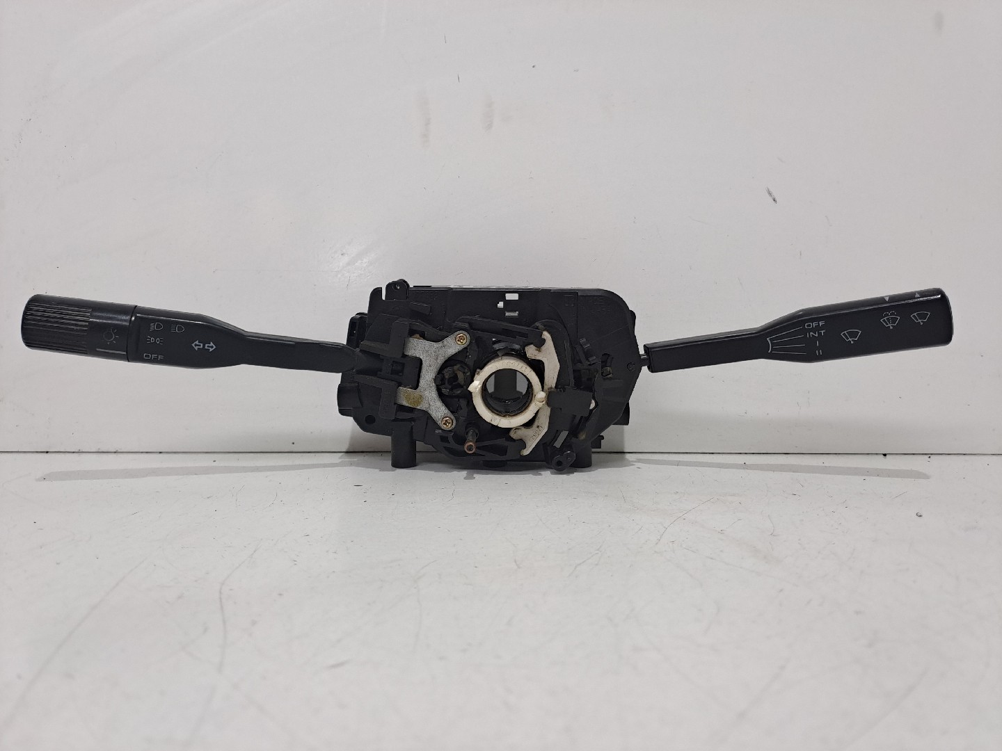 Conjunto / manetes de luzes e limpa vidros MAZDA 626 III (GD)